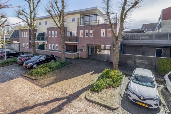 Te koop: Super net appartement met garage, 2 prima slaapkamers en in het centrum van het prachtige Beilen !